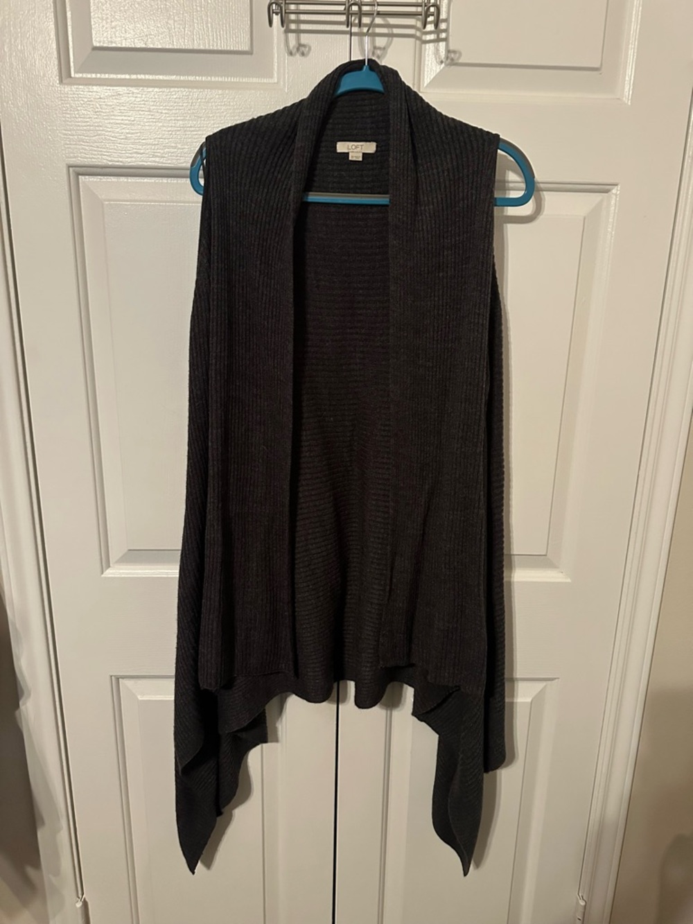 LOFT Dark Charcoal Ribbed Open-Front Drape Vest